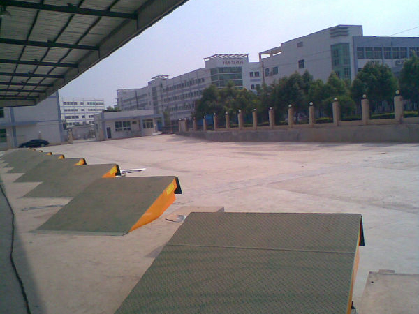 調(diào)節(jié)板
